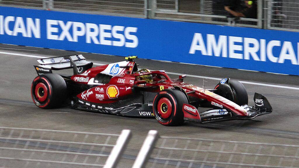 Lewis Hamilton pada Formula 1 Grand Prix Singapura 2025.