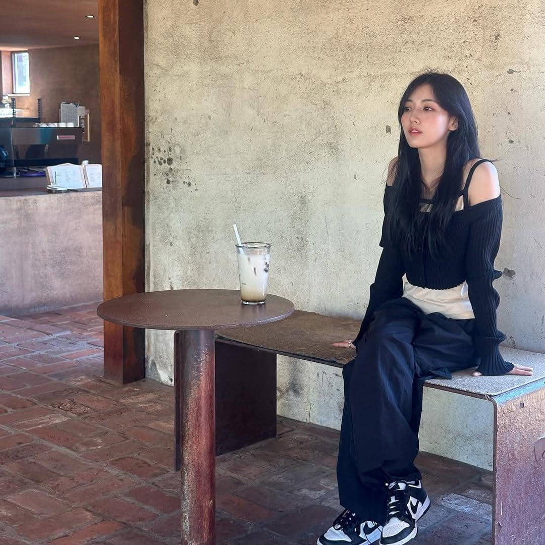 inspirasi mix and match ala Jung Da Bin