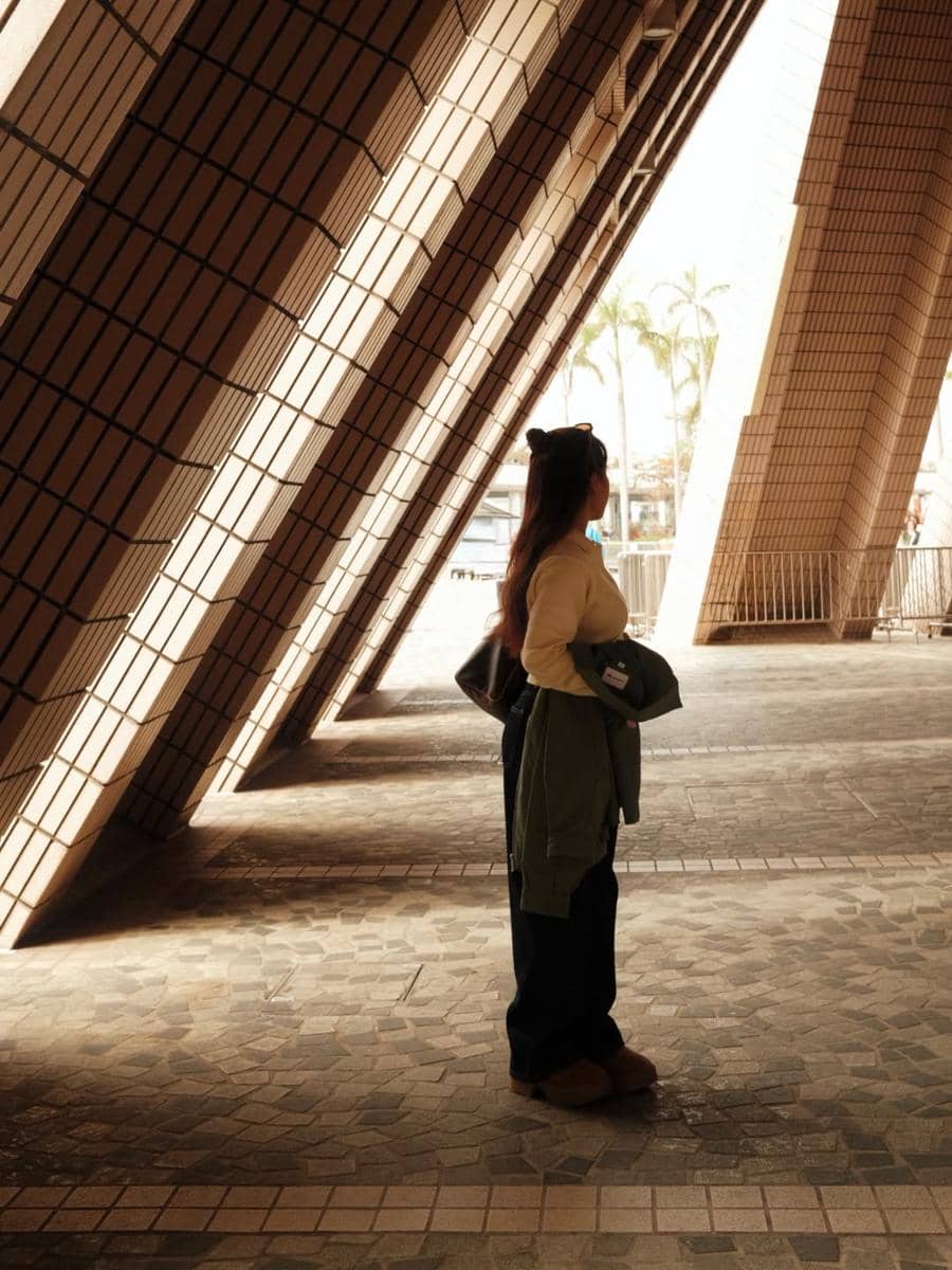 Marsha Aruan saat jalan-jalan di Hong Kong