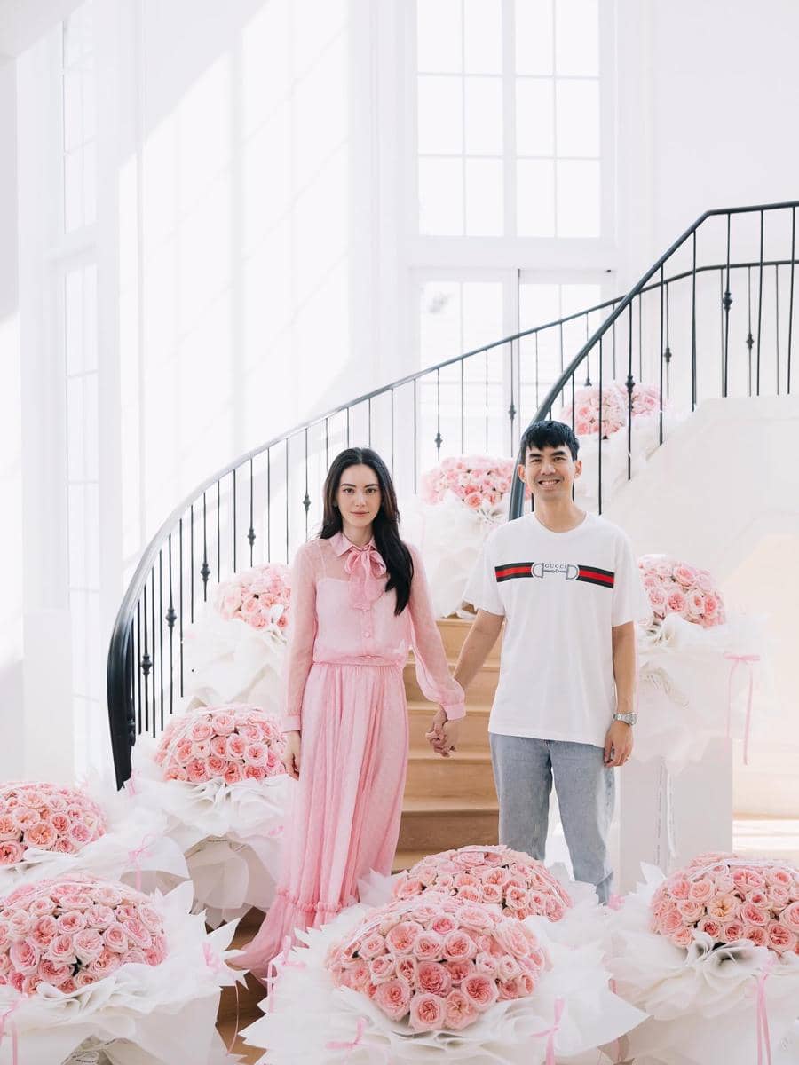 gaya seleb yang ikut merayakan Hari Valentine 