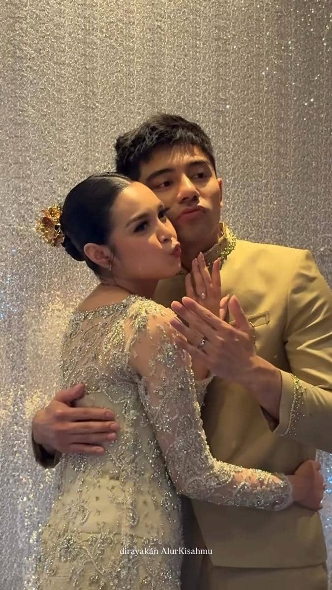 Lamaran Riza Syah dan Claudia Andhara 