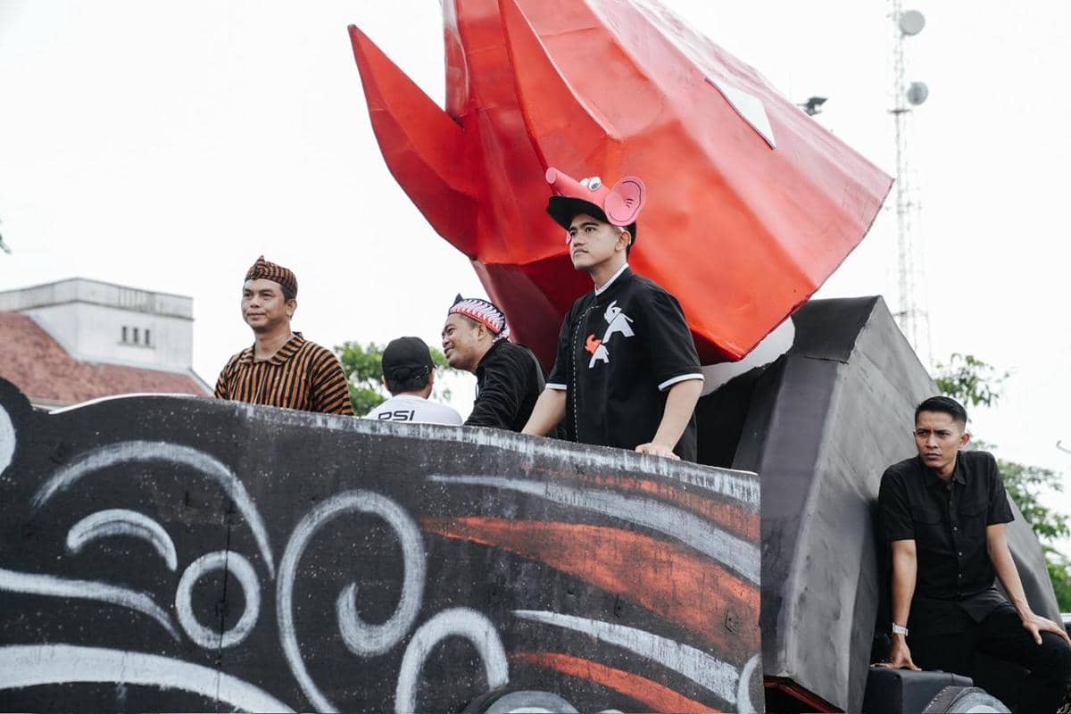 PSI Gelar Kirab Budaya di Tegal, Kaesang: Politik-Budaya Harus Sejalan