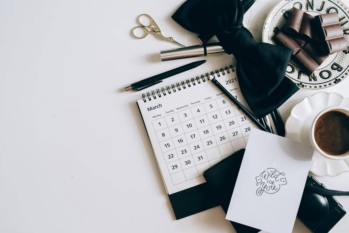 Ilustrasi kalender Maret.