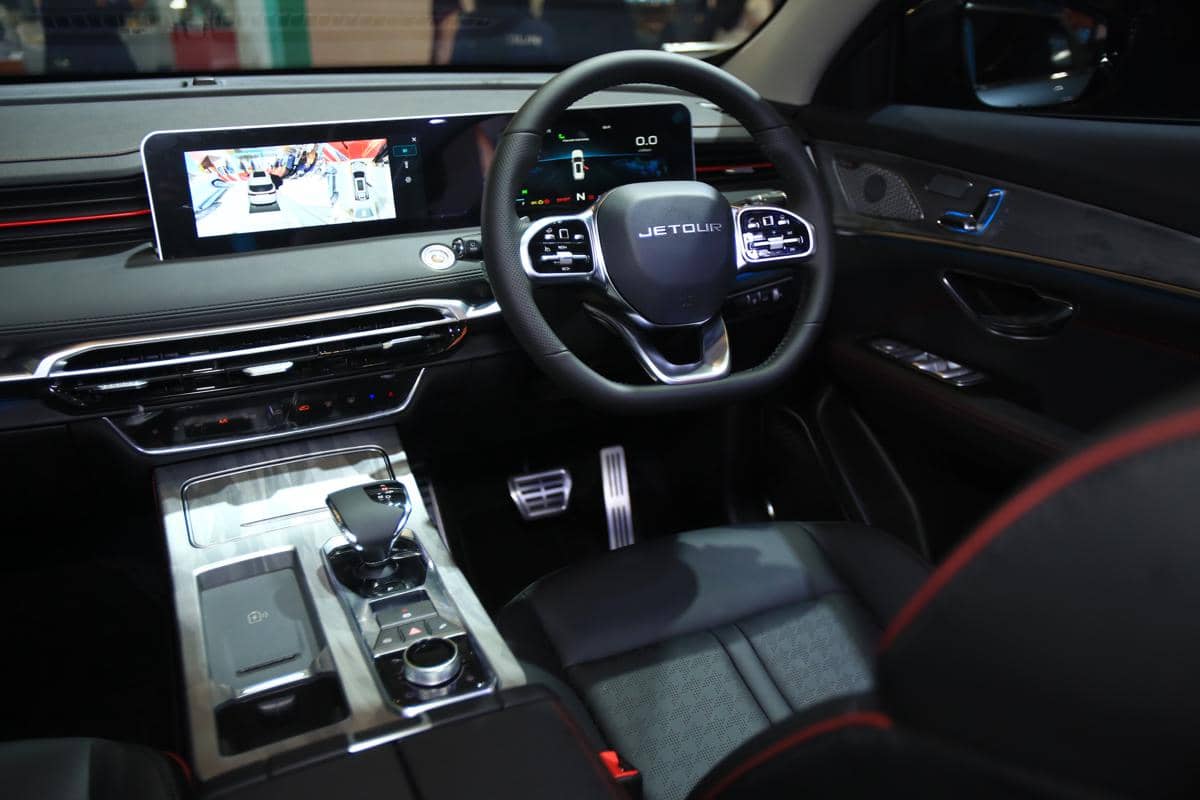 Jetour X70 Plus Tampil di IIMS 2026, Segini Harganya!