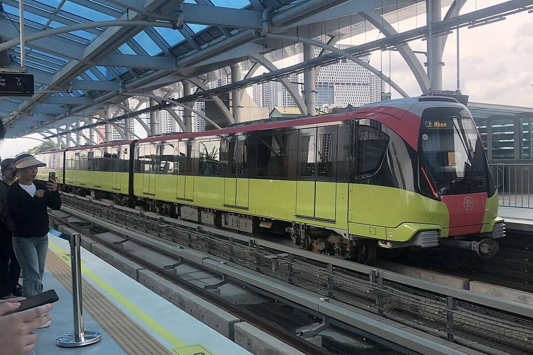 Cara Naik Kereta Metro di Hanoi buat Pemula, Murah dan Ramah!