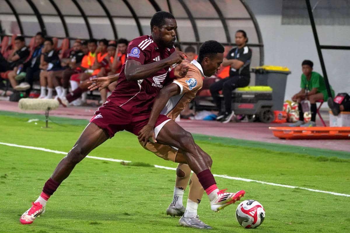 antarafoto-dewa-united-banten-fc-kalahkan-psm-makassar-1771123865 (1).jpg