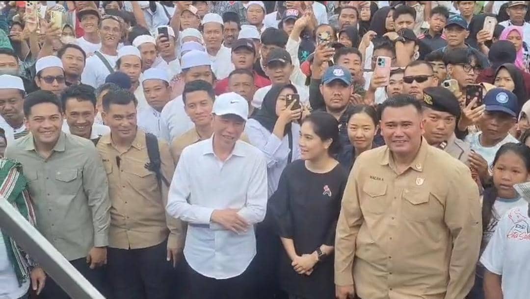 Kala Jokowi Ikut Ramaikan Kirab Budaya PSI di Tegal