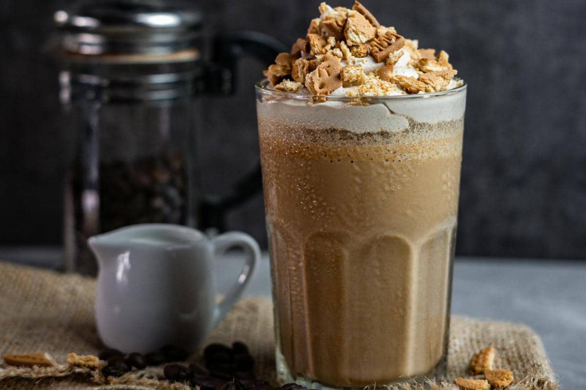 ilustrasi kreasi minuman cokelat 