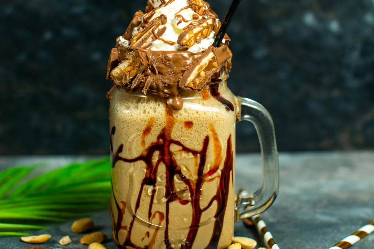 ilustrasi kreasi minuman cokelat 