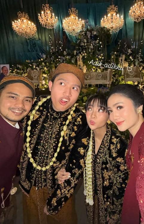 Febby Rastanty di Pernikahan Adiknya