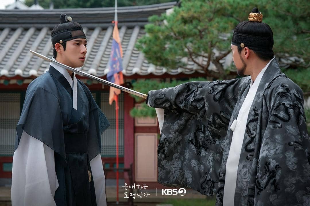Moon Sang Min dan Ha Seok Jin di drama To My Beloved Thief