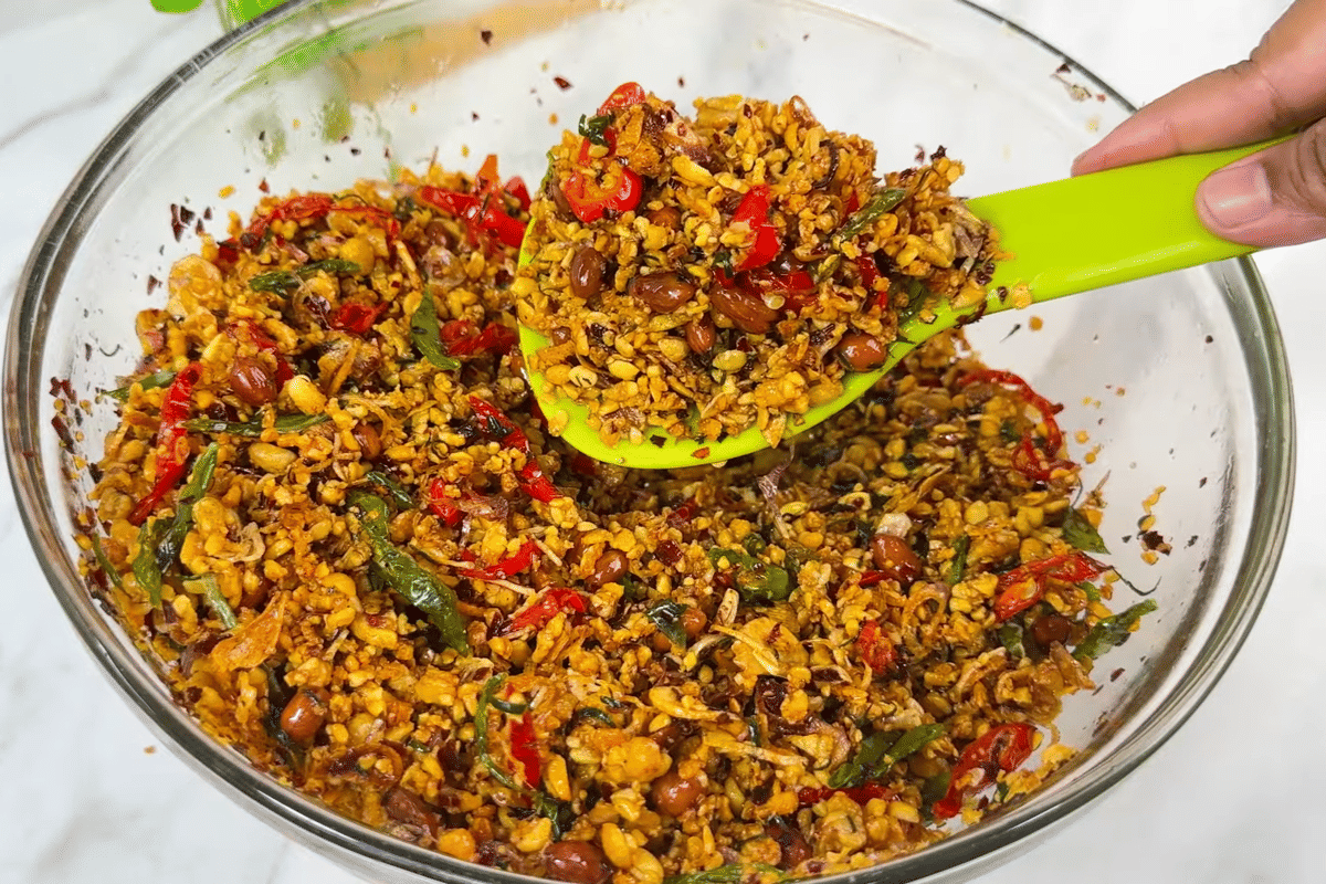 ilustrasi kering tempe bumbu ebi 