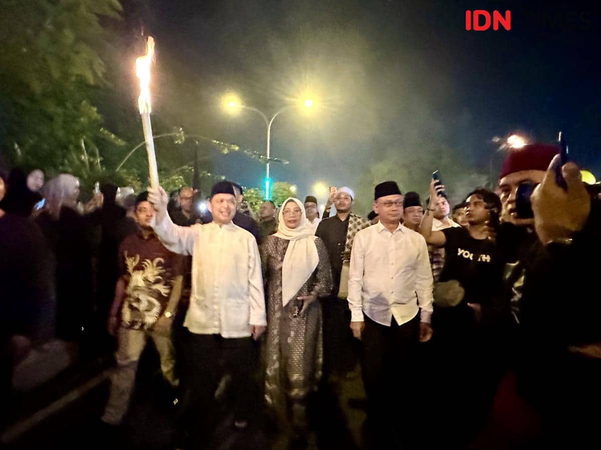Gubernur Kalbar dan Wali Kota Pontianak ikut pawai obor.
