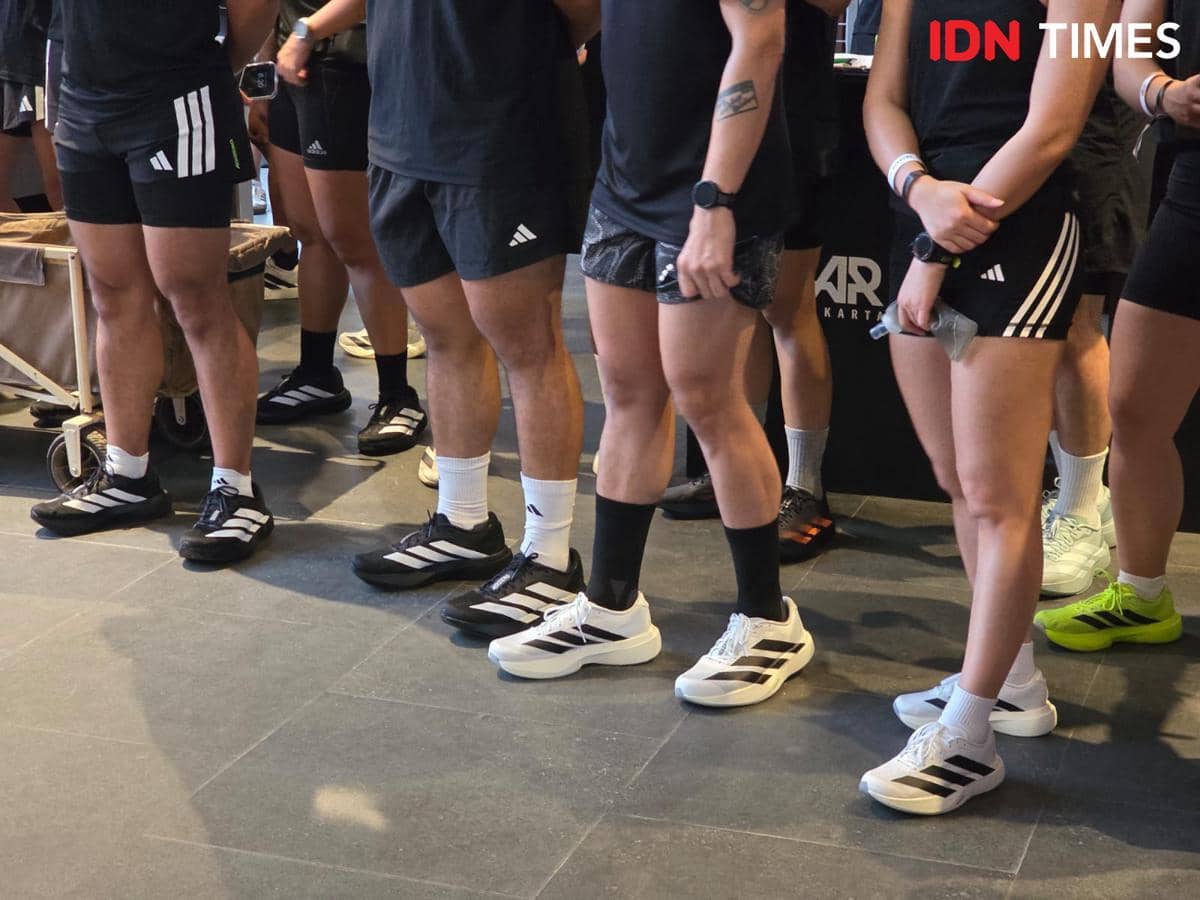 Acara lari bersama komunitas dan peluncuran ulang sepatu adidas Adizero EVO SL di M Bloc Space