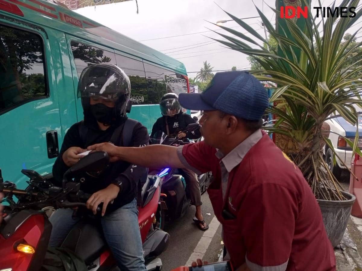 Pelaku Wisata Pansela Bantul Tuntut Retribusi Diturunkan Jadi Rp5 Ribu