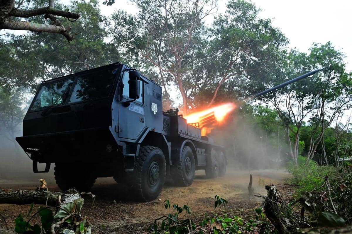 7 Potret Prajurit TNI AL Latihan Anti Amfibi, Libatkan Drone Kamikaze