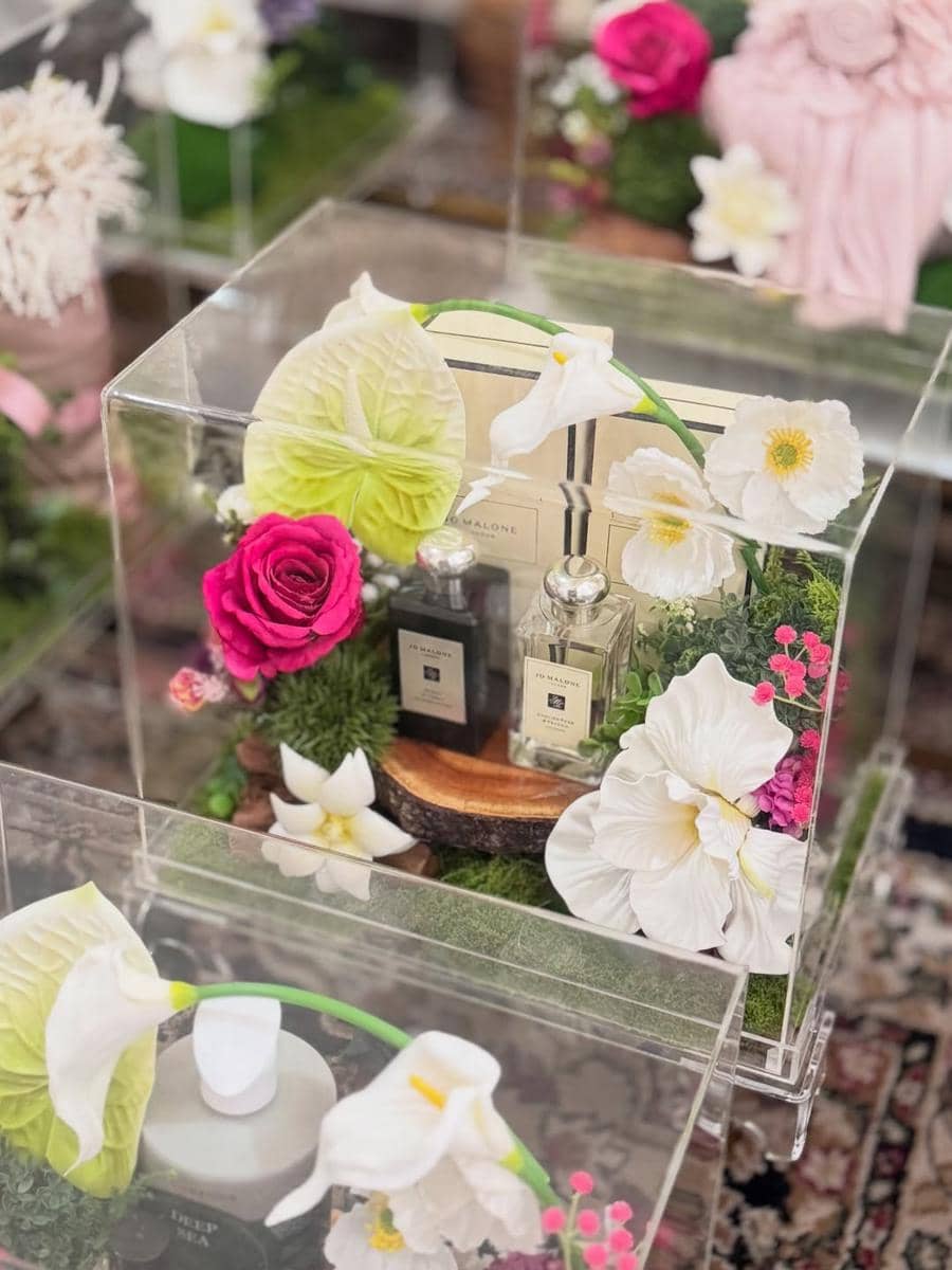 Dekorasi lamaran Claudia dan Riza Syah