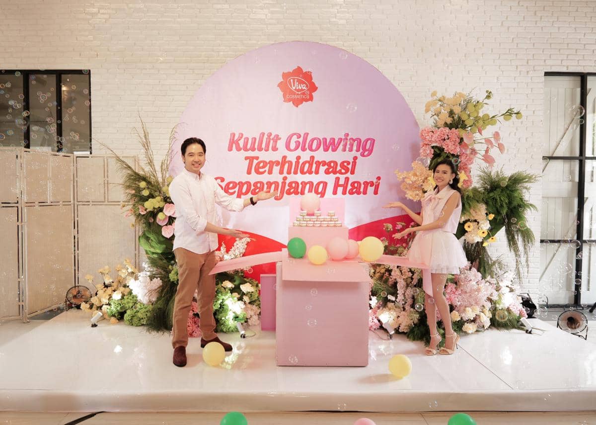 Viva Moisturizer Gel Hadir Bareng Shenina Cinnamon