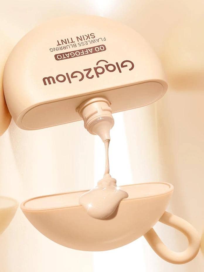 Glad2Glow Flawless Blurring Skin Tint