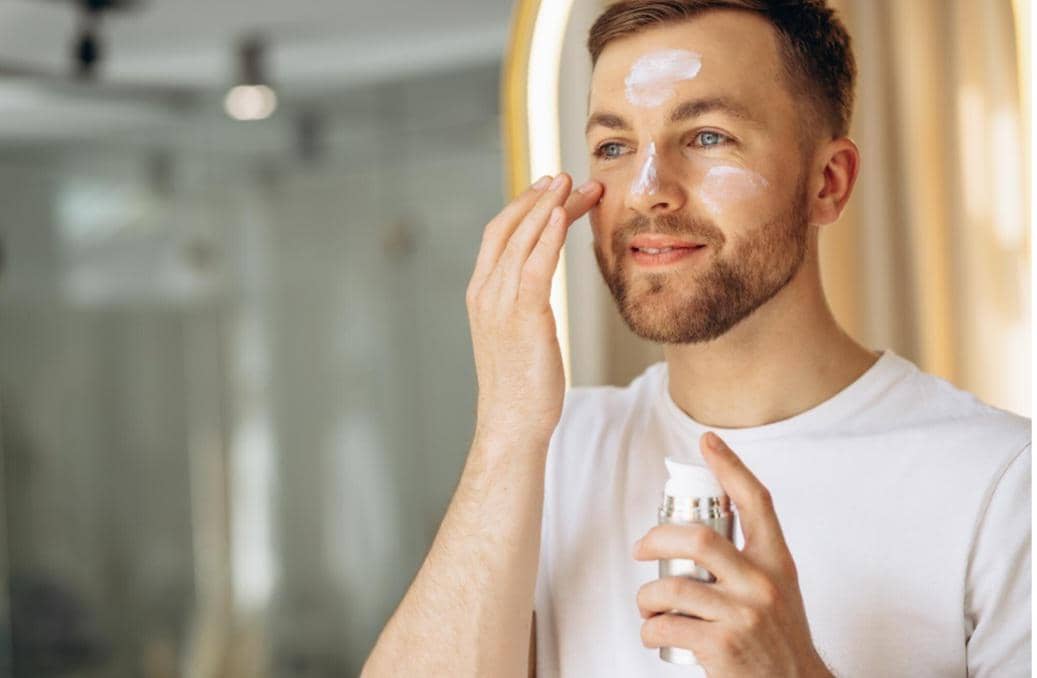 5 Cara Pria Pakai Sunscreen yang Benar, Kulit Terlindungi Selama Puasa