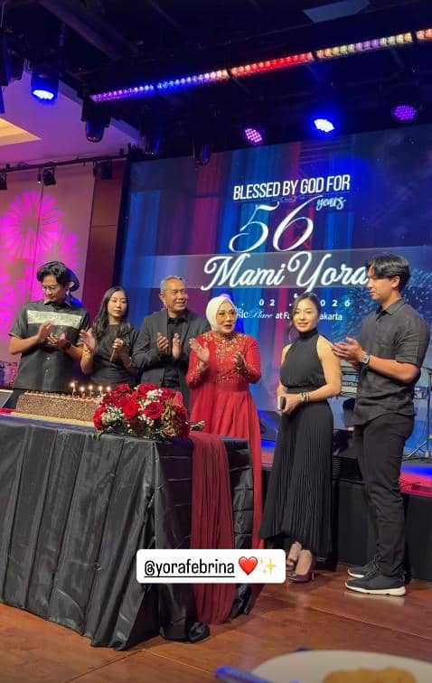 Pesta Ultah ke-56 Ibunda Nikita Willy (instagram.com/yorafebrina)