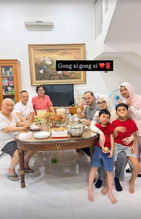Artis Rayakan Imlek 2026 (instagram.com/mommy_starla)