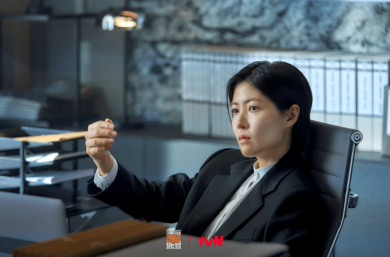 Shim Eun Kyung di drama Mad Concrete Dreams