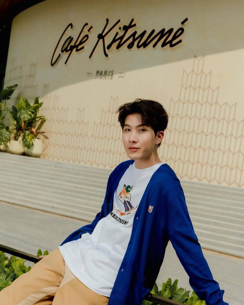 OOTD Liburan ala Khaotung Thanawat