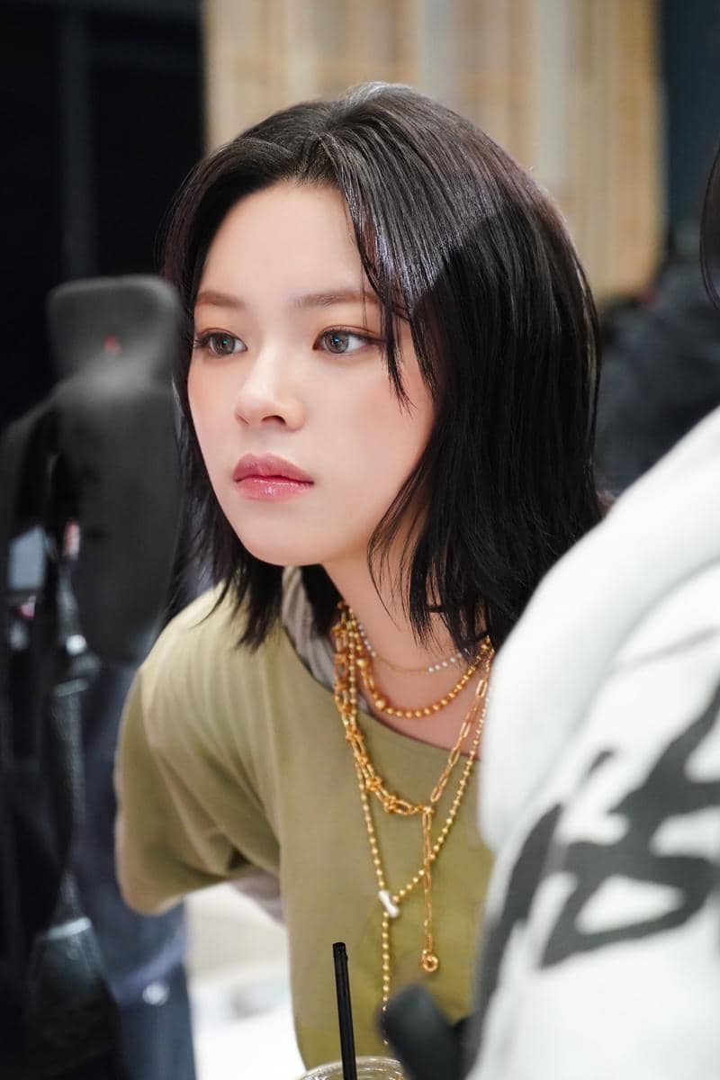 Jeongyeon (x.com/JYPETWICE)