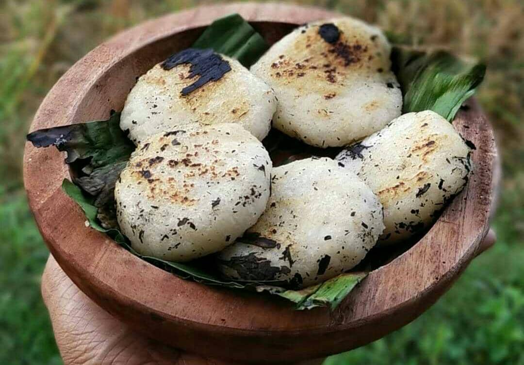 ilustrasi ketan bakar 