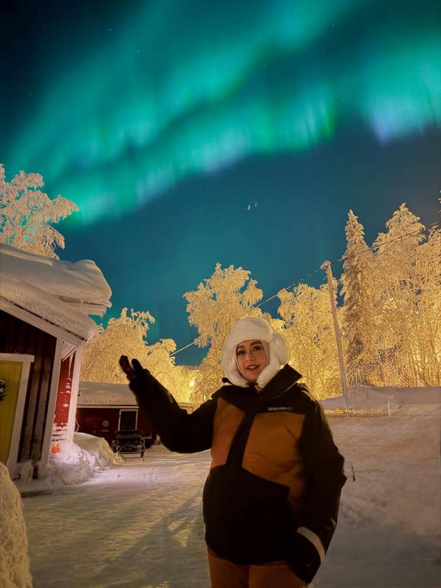 Eddies Adelia liburan musim dingin di Finlandia
