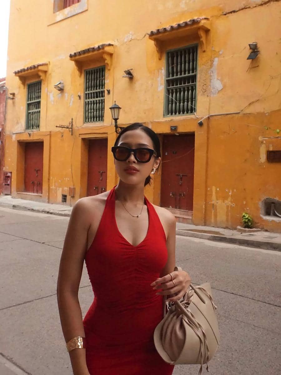 potret Vinnidhiaty Gradelyn Jees, Puteri Indonesia DKI Jakarta 5 2026