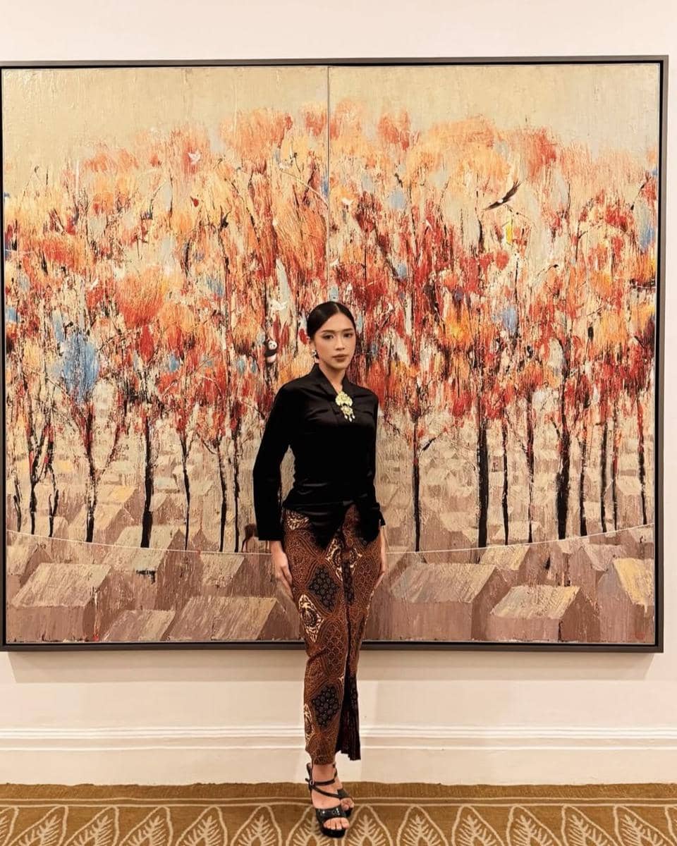 potret Vinnidhiaty Gradelyn Jees, Puteri Indonesia DKI Jakarta 5 2026 