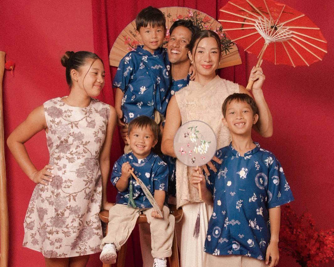 Gaya Jennifer Bachdim.