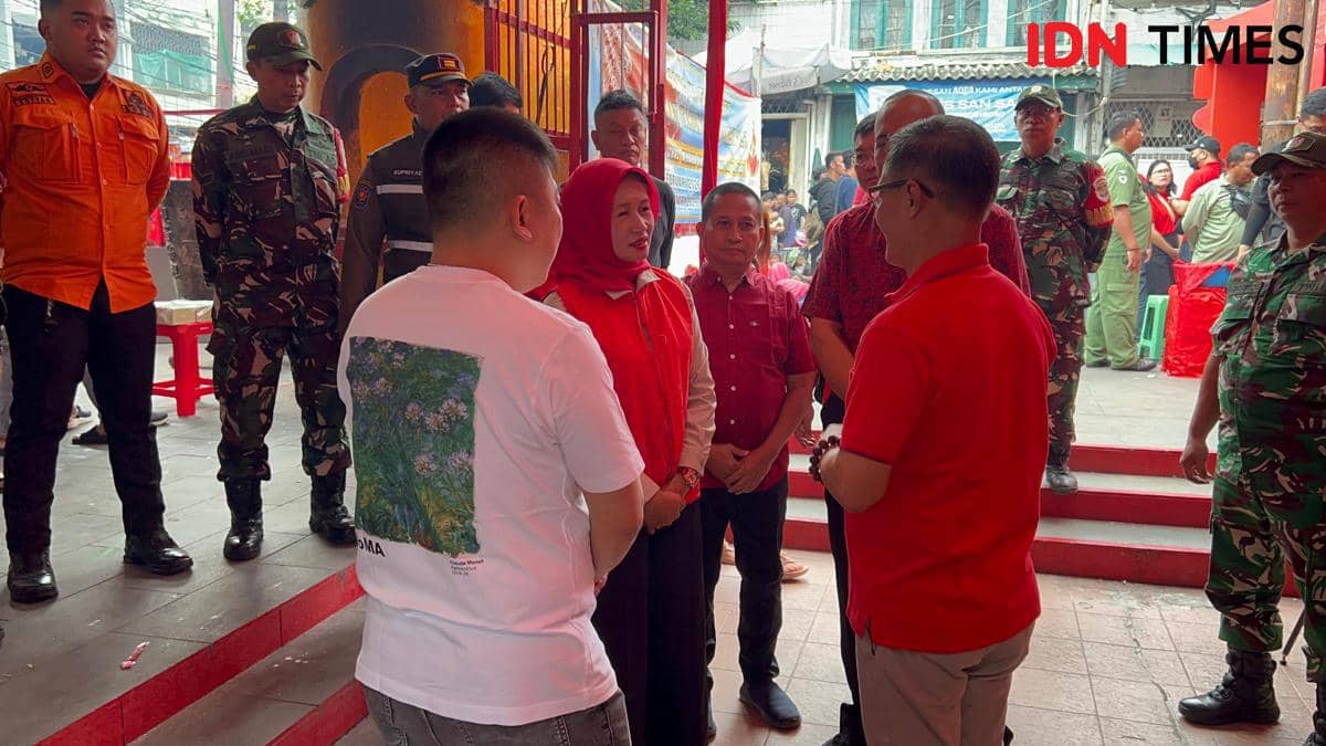 Suasana Wihara Dharma Bhakti di kawasan Petak Sembilan, Glodok pada hari raya Imlek, Selasa 17 Februari 2026. 