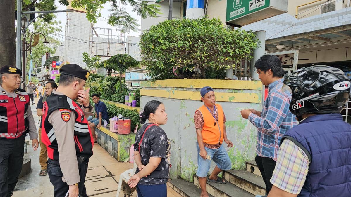 Operasi Pekat Musi 2026 menjaring para pelaku parkir liar dan pak ogah di jalanan (Dok: Polrestabes Palembang)