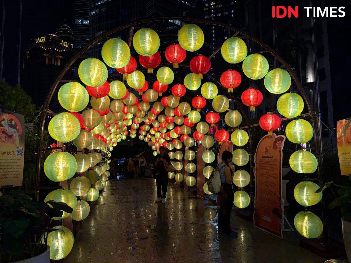 Perayaan Imlek 2026 di Kawasan SCBD. (IDN Times/Dina Salma)