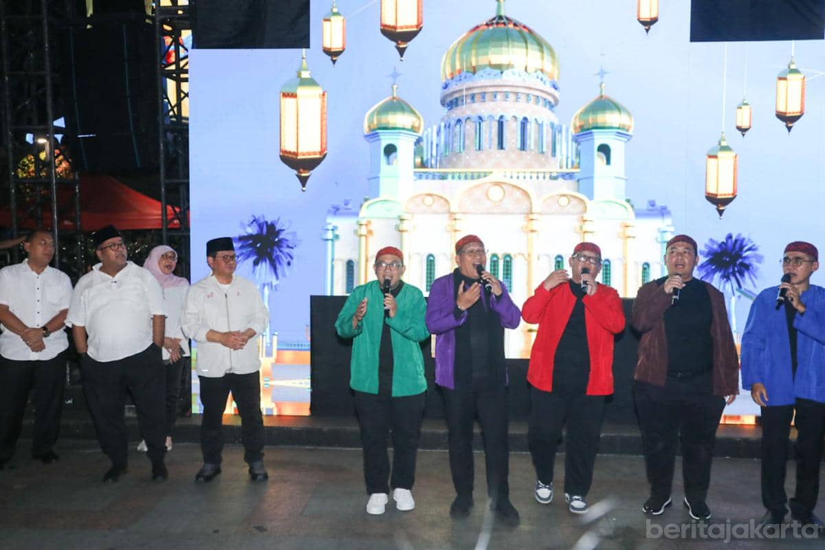 Pertunjukan transisi Imlek ke Ramadhan di Bundaran HI