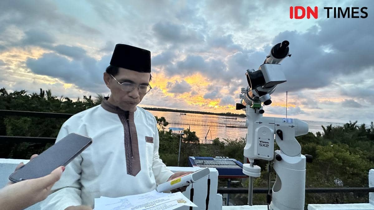 Langit berawan dan cuaca kurang mendukung di Kalbar. 