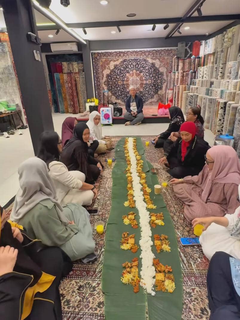 Umi Pipik dan bestie gelar acara munggahan