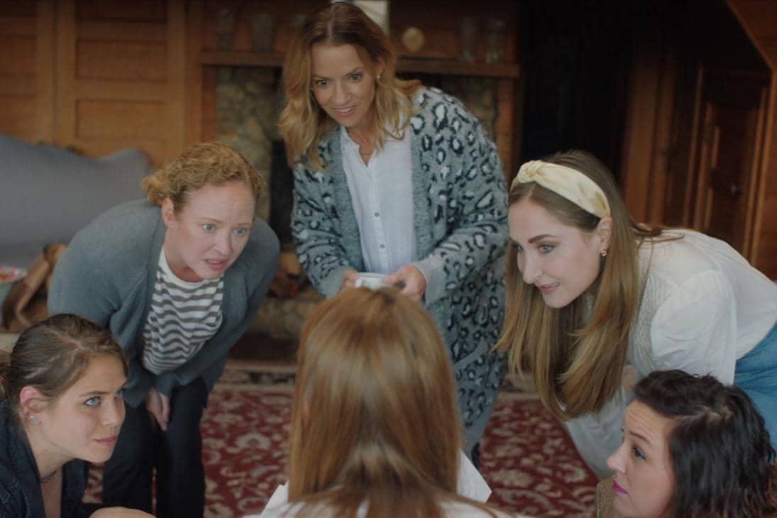 adegan dalam film Soft & Quiet