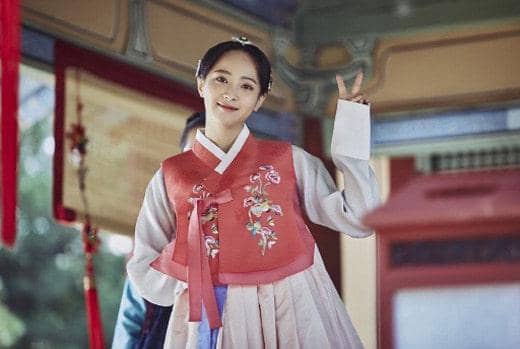 Still cut Jung Hye Sung di drama Love in the Moonlight 