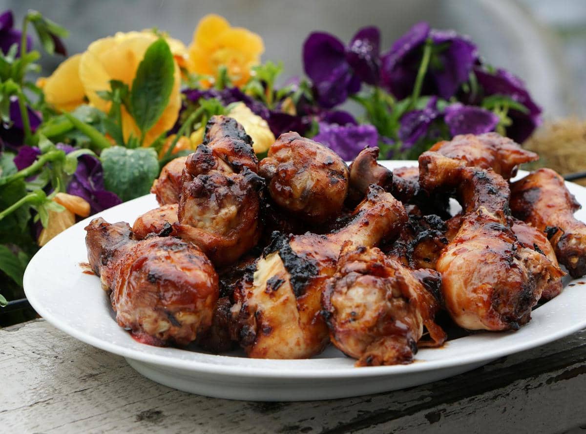 ilustrasi ayam bacem