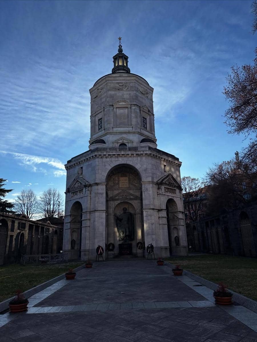 Acha Septriasa jalan-jalan di Italia