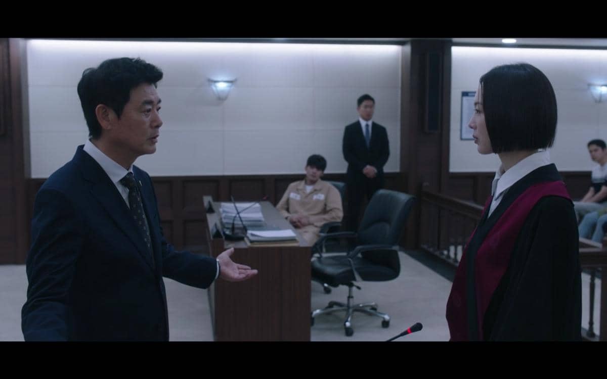 cuplikan drakor Bloody Flower 