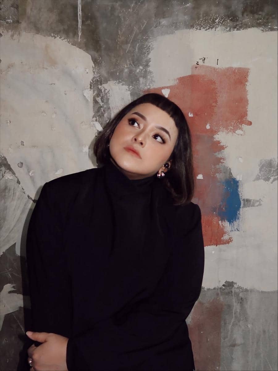 Lizzie Parra founder BLP Beauty