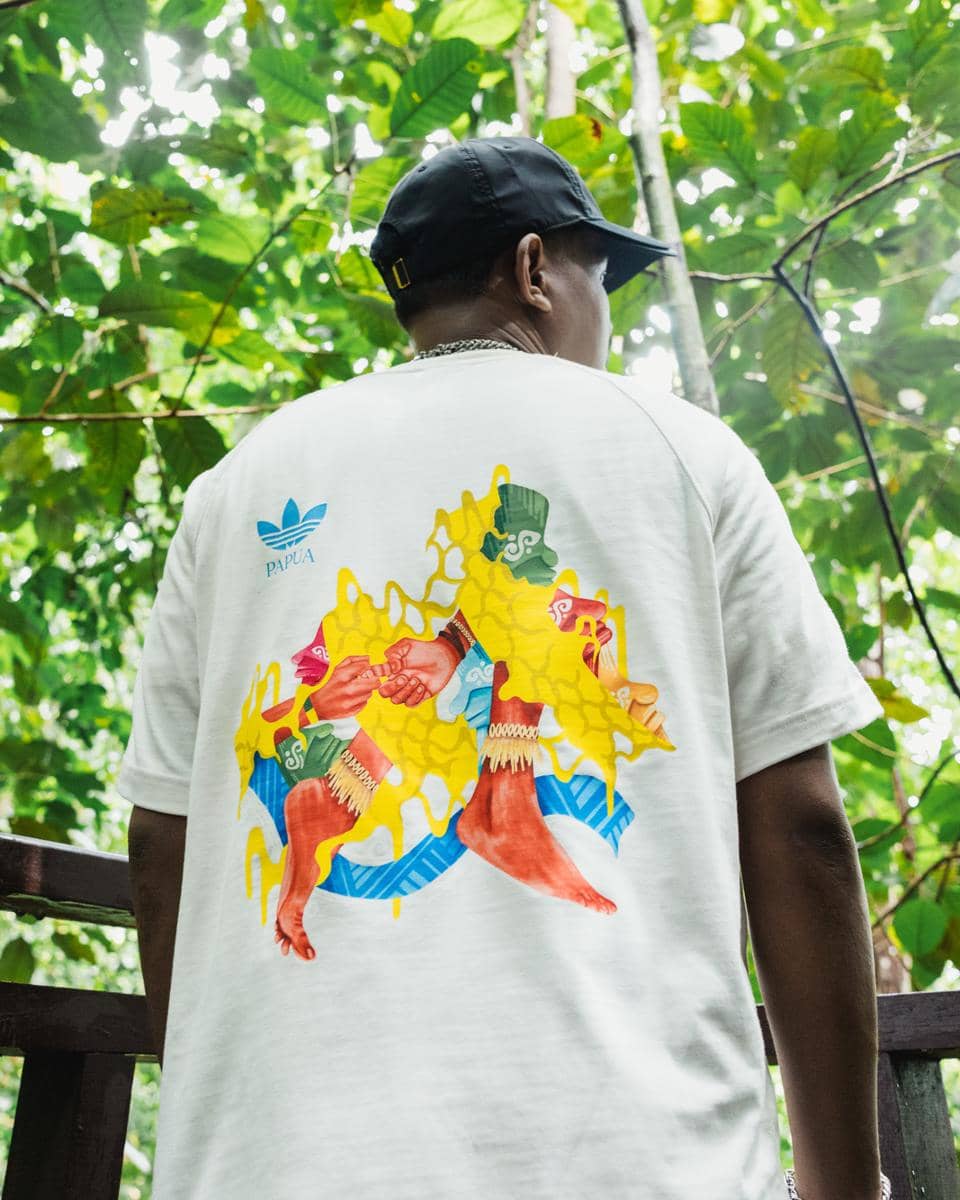 Papua Tee White.jpg