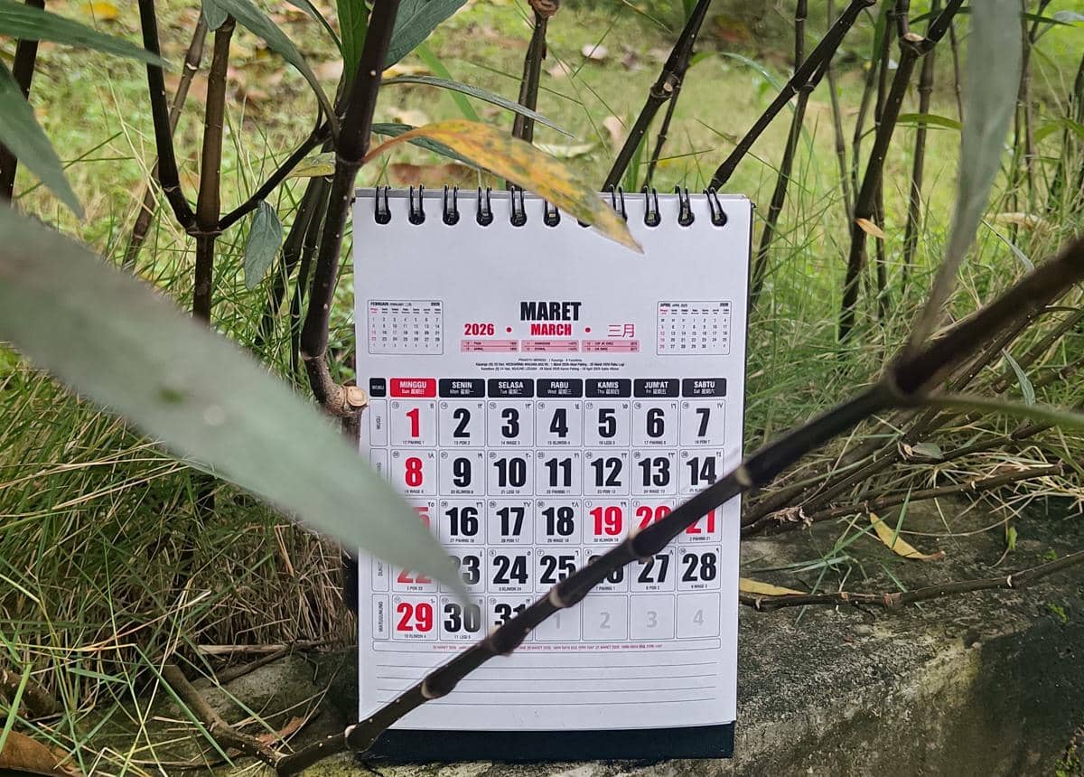 Ilustrasi kalender Maret 2026