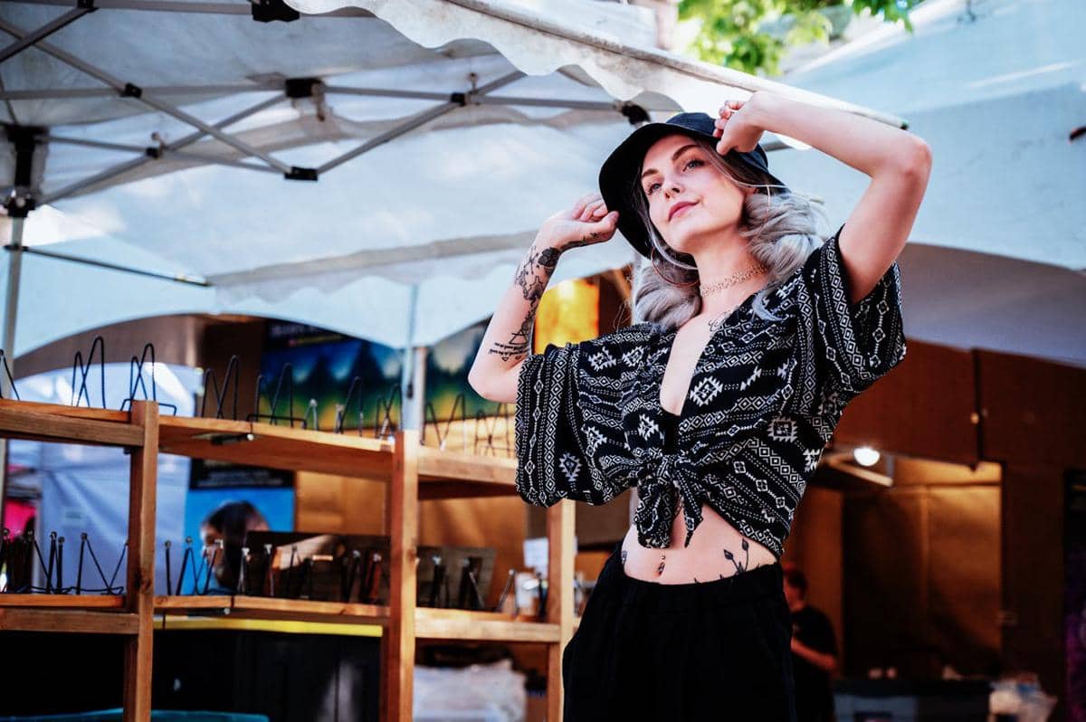 Ilustrasi merasa positif