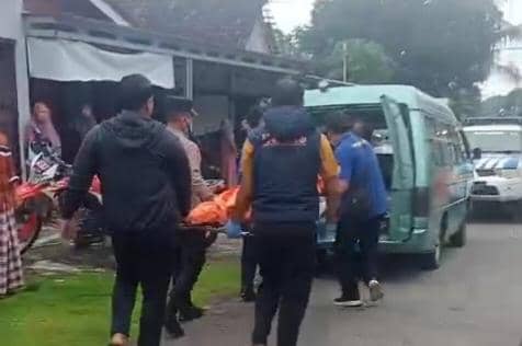 Suprapto, tewas tertabrak Kereta Api Mutiara Selatan yang melaju dari arah Bandung menuju Surabaya. IDN Times/Istimewa.